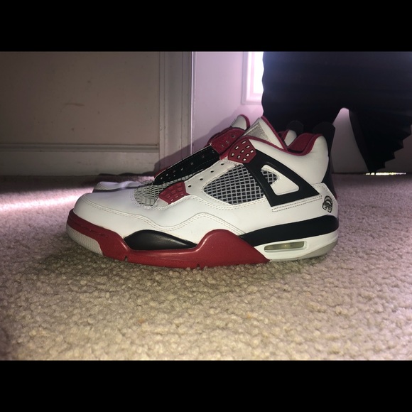 Jordan 4 main image 5